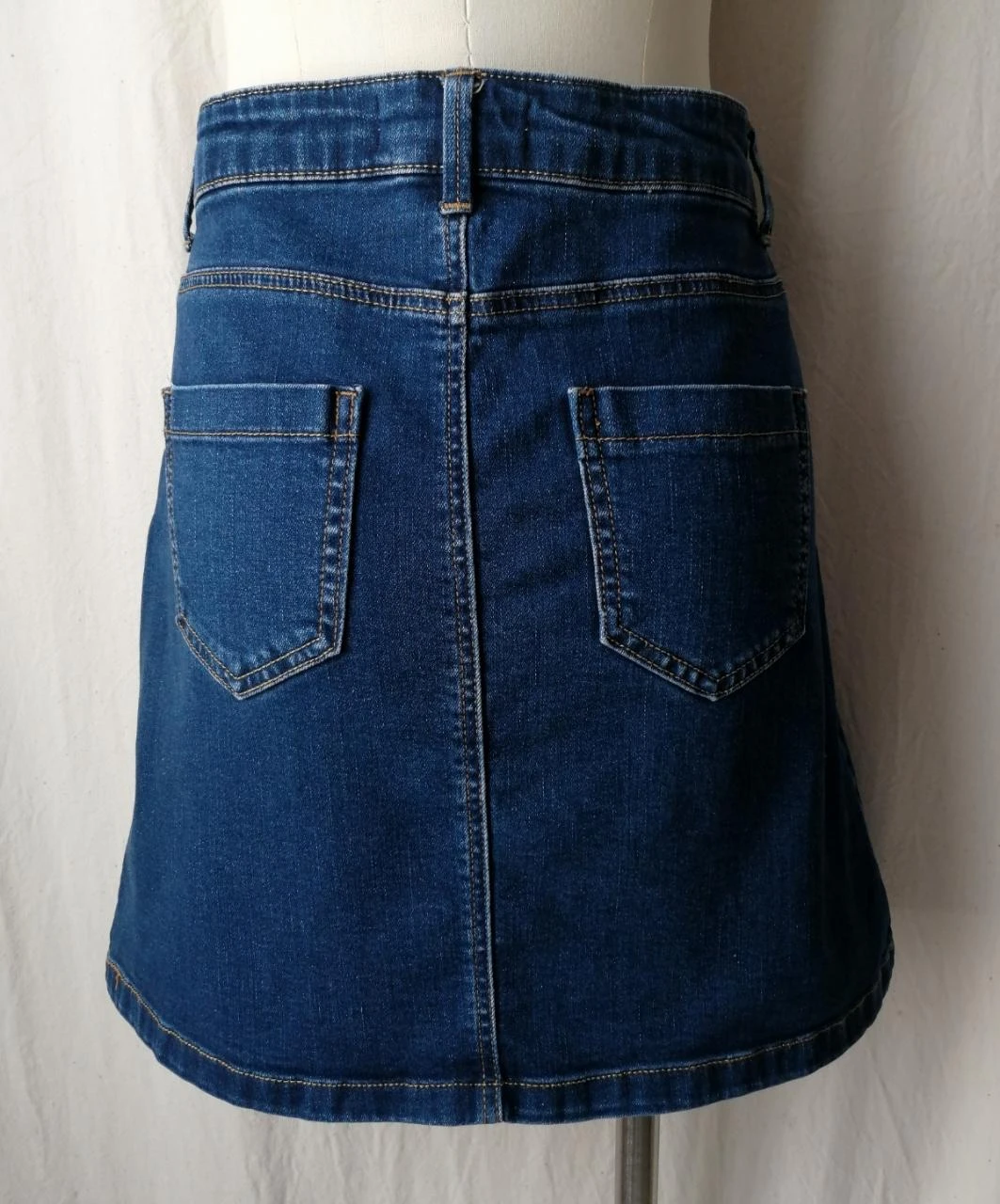 Dark blue denim skirt with floral embroidery "Naf Naf" – photo 5
